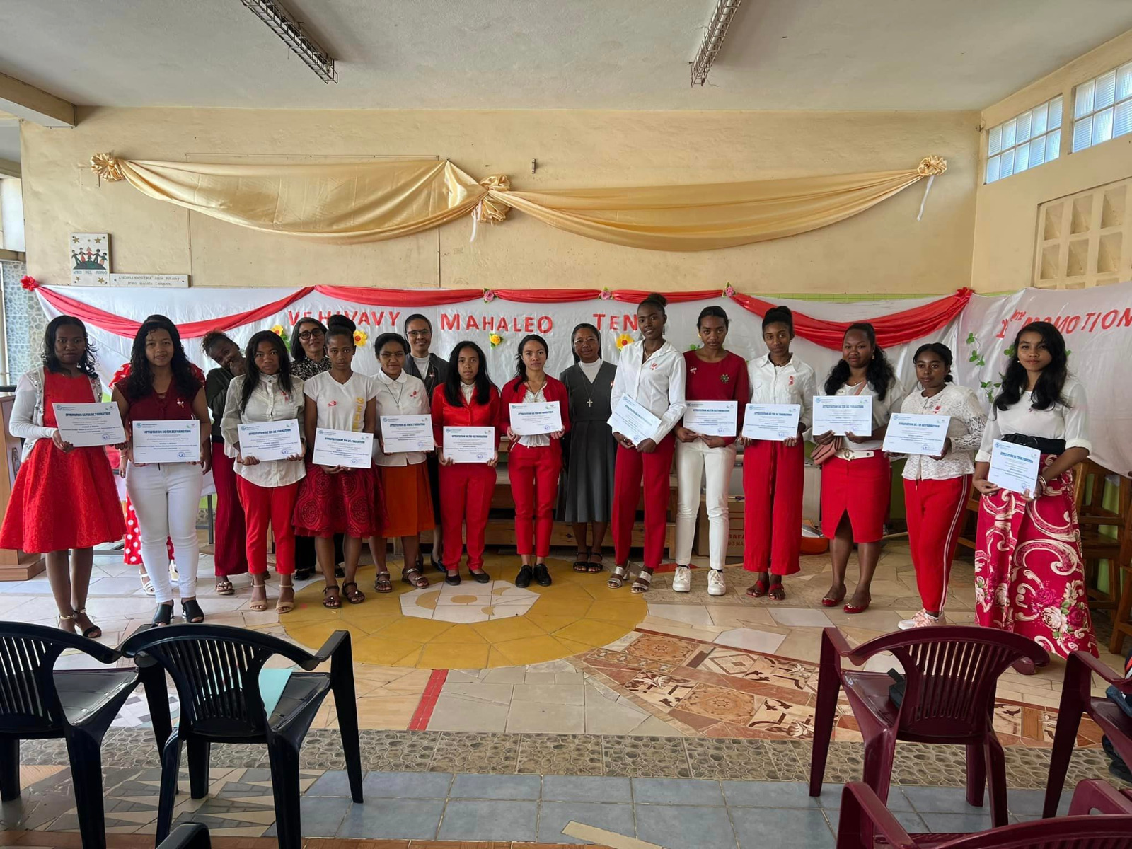 Sortie de la XIe promotion du Centre d’Autonomisation des Femmes FMA Ampasanimalo : « Vehivavy Ma